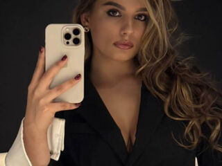 strip show TaHillmer