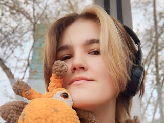 fingering girl webcam  TanyaFornier