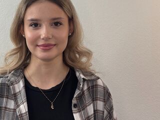 sexy camgirl chat TanyaPanah