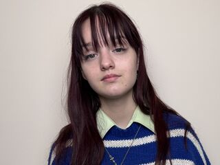 free live chatroom TheaAnjara