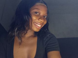 camgirl showing pussy TinaReuben