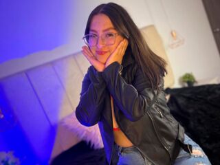 girl naked ValeriaMontclair