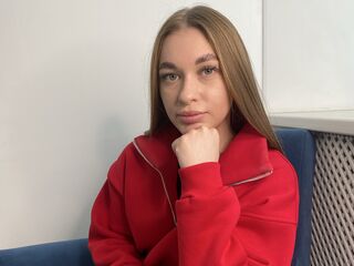 cam girl playing with vibrator WhitleySparaco