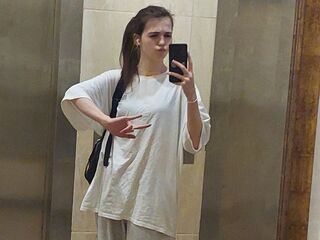 adult video chat ZeldaHickey