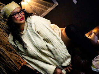 topless webcam girl ZiaNoir