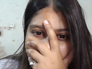 naughty cam girl picture ZubiaKhan